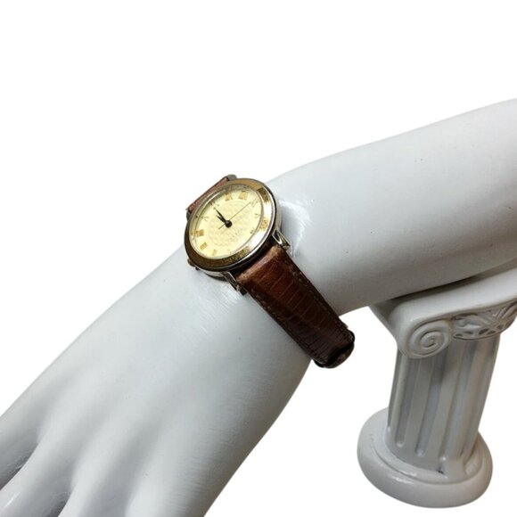 Vintage Womens Guess Adjustable Leather Adjustable Band Watch - Picture 6 of 8